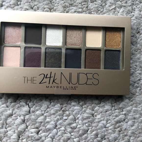 Brand New Maybelline 12 pallet eye shadow - Picture 5 of 5